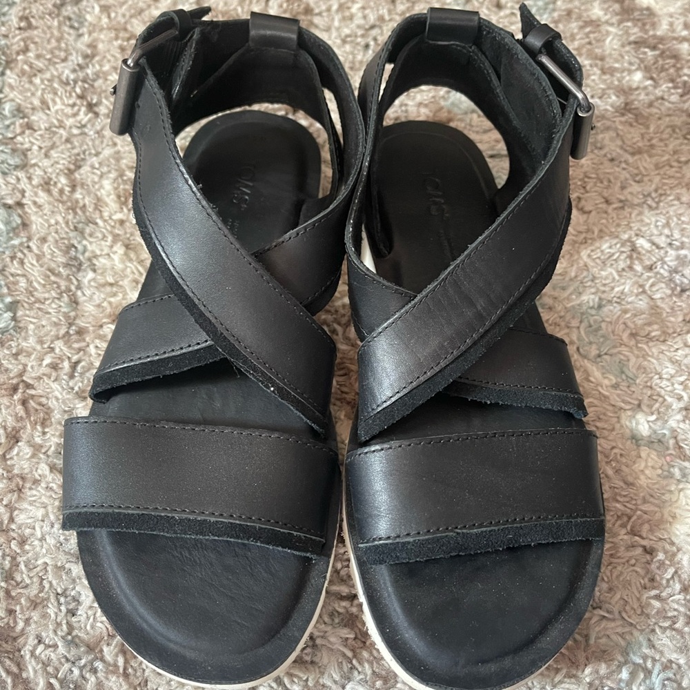 Toms Black Leather Crisscross Ankle Strap Sandals
